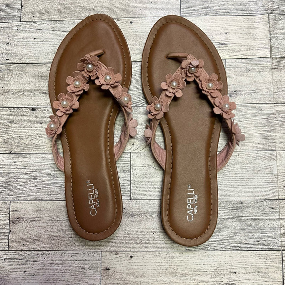 Capelli New York | Faux Leather Floral Gems Ladies Flip Flop | Size: 9 - Picture 1 of 4